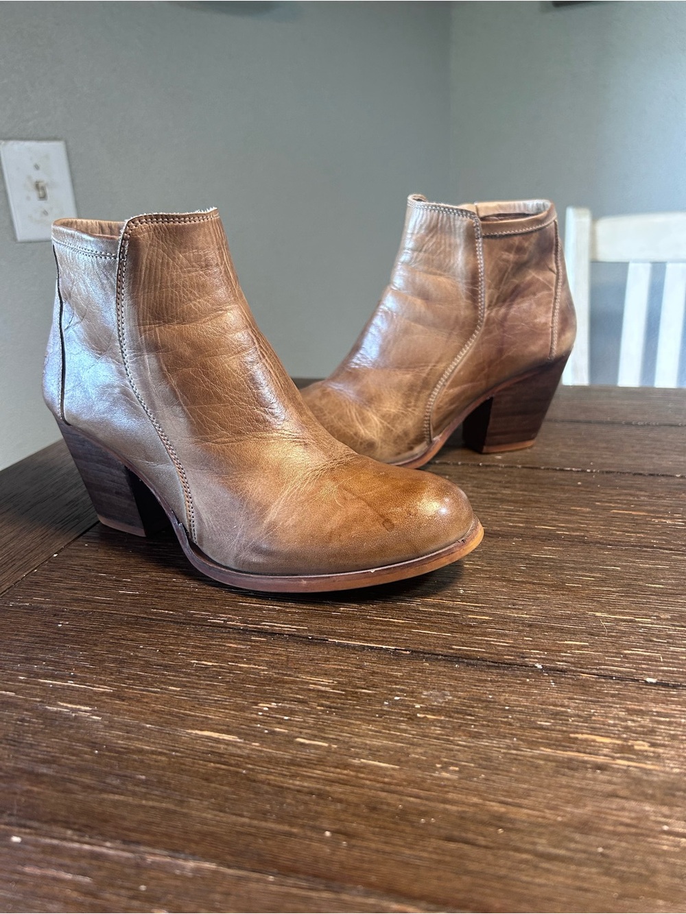 Bed Stu roan Carola hand finished  distressed leather boots size 8